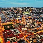 Casa Tierra Negra